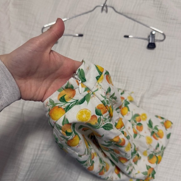 3/$20⚡️ Francesca’s Blue Rain Fruit Orange Mini Skirt with Side Slit - Picture 8 of 15